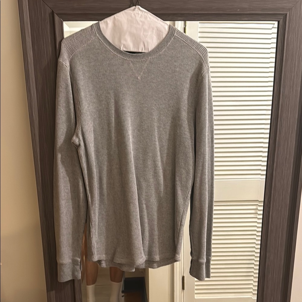 Banana Republic Gray Waffle Knit Shirt